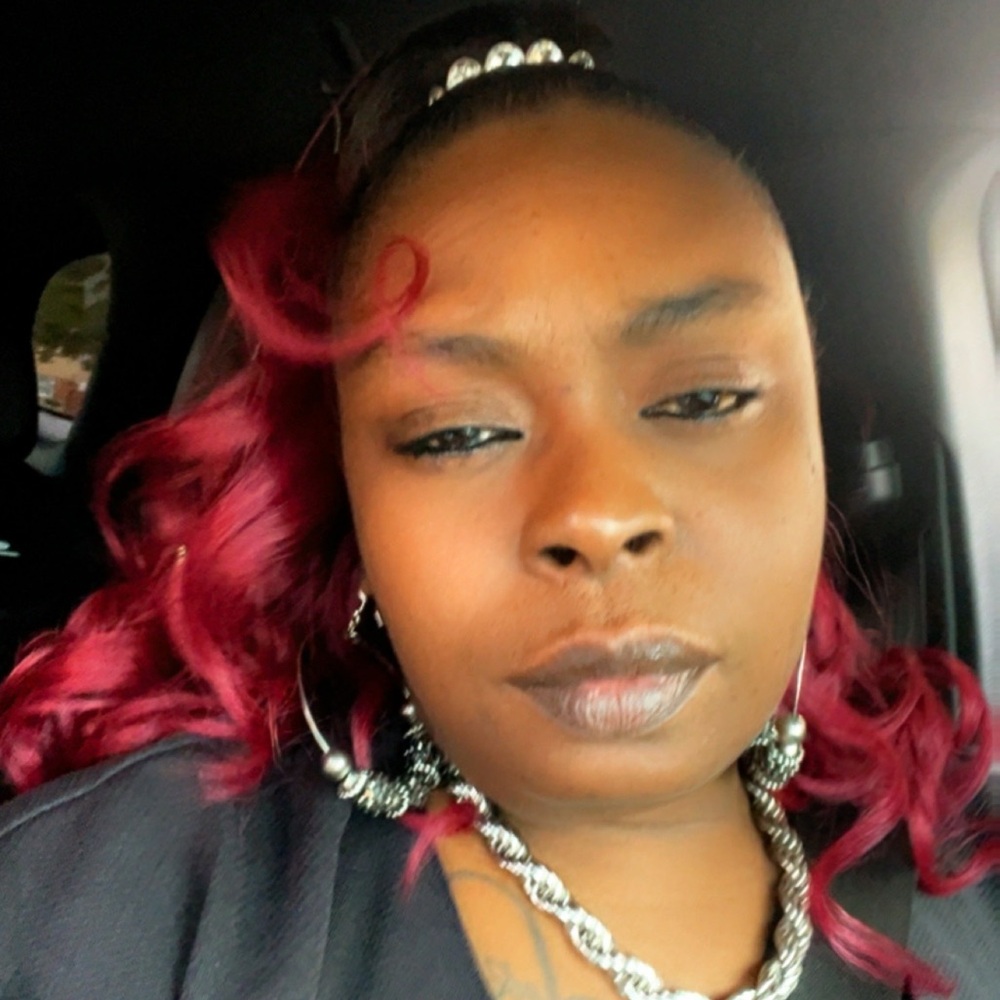 Meet your Posher, Leron